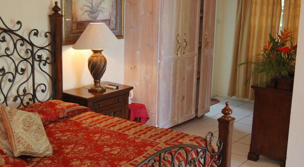 Beachcombers Hotel Saint Vincent المظهر الخارجي الصورة