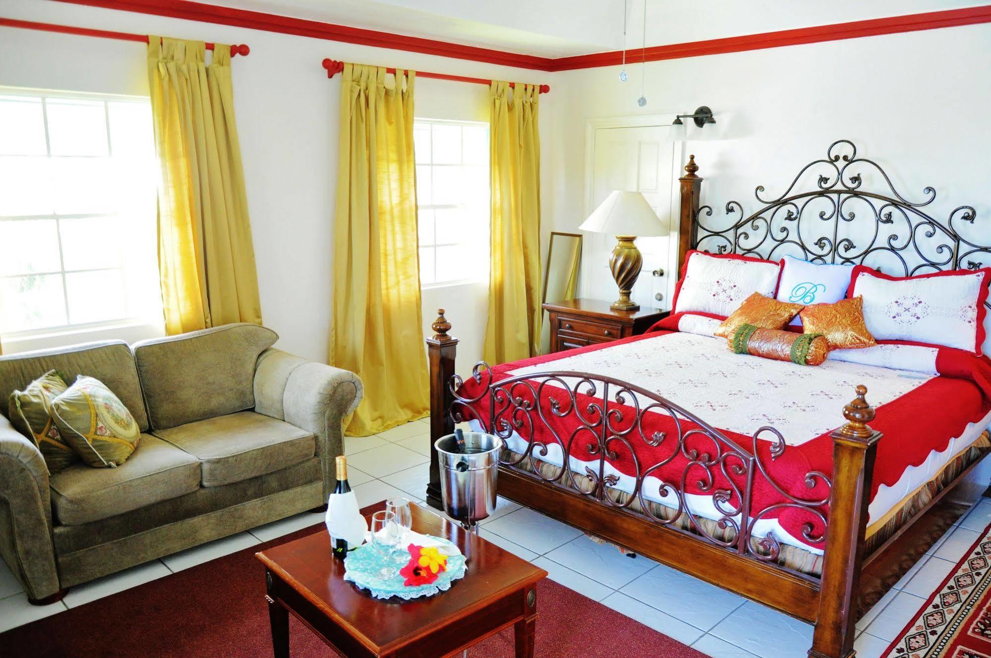 Beachcombers Hotel Saint Vincent المظهر الخارجي الصورة
