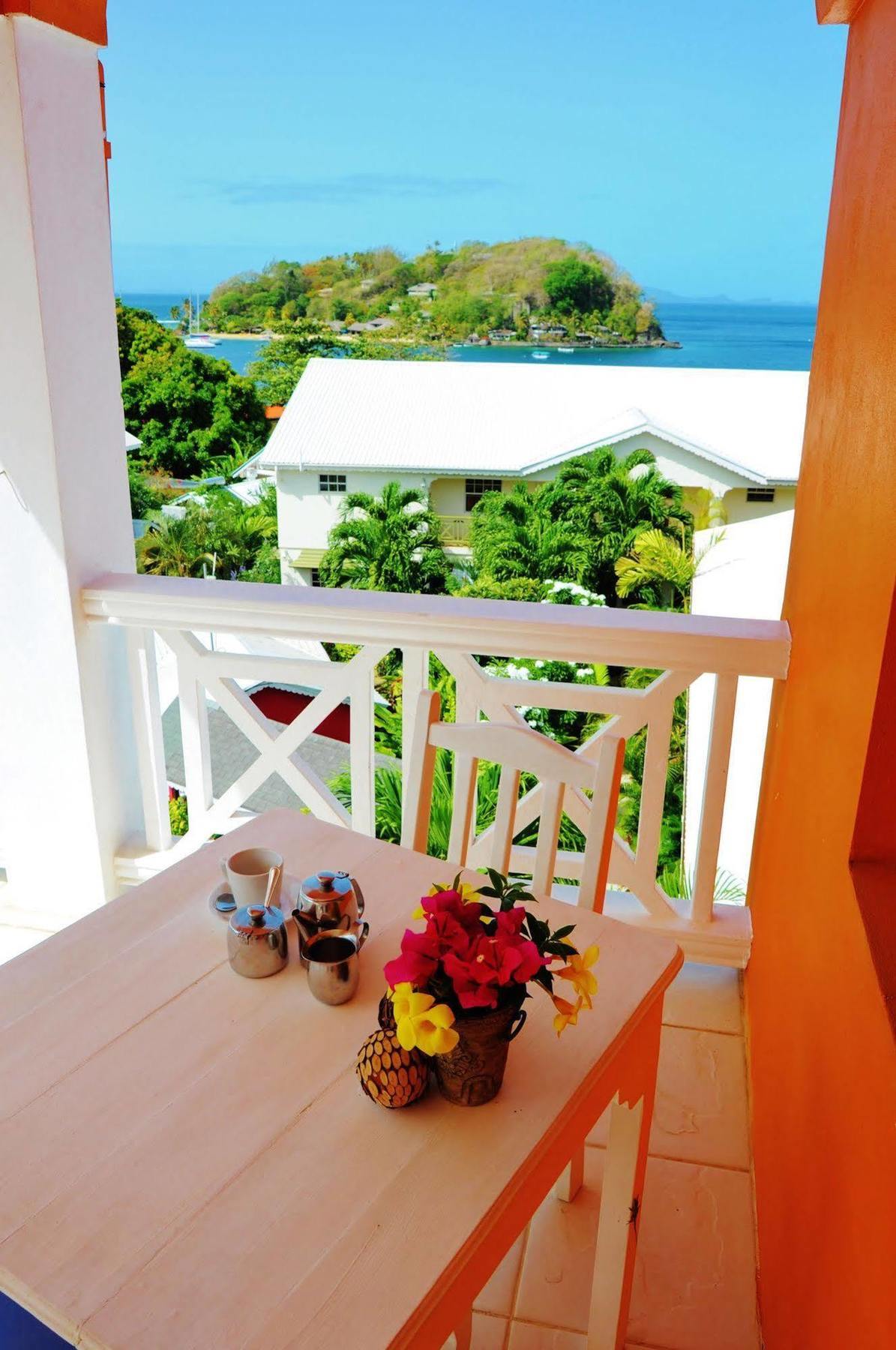 Beachcombers Hotel Saint Vincent المظهر الخارجي الصورة