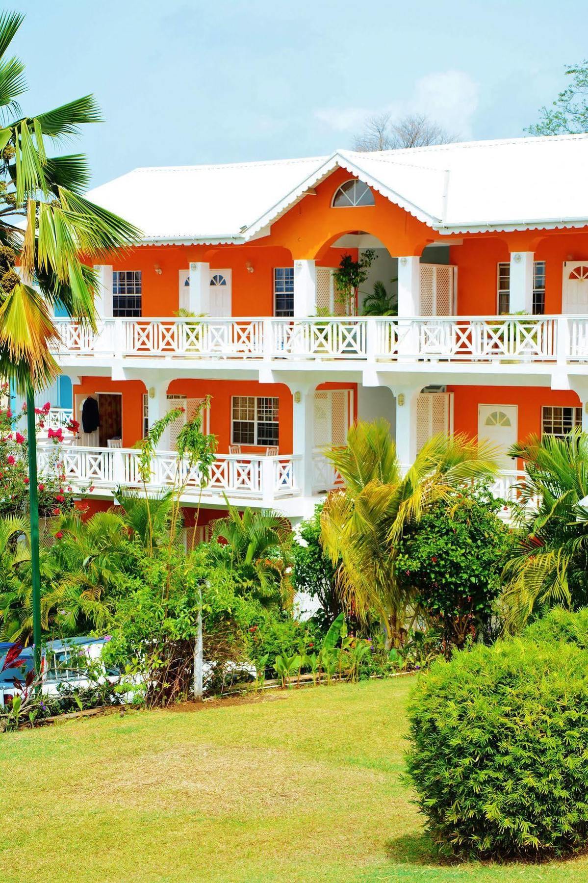 Beachcombers Hotel Saint Vincent المظهر الخارجي الصورة